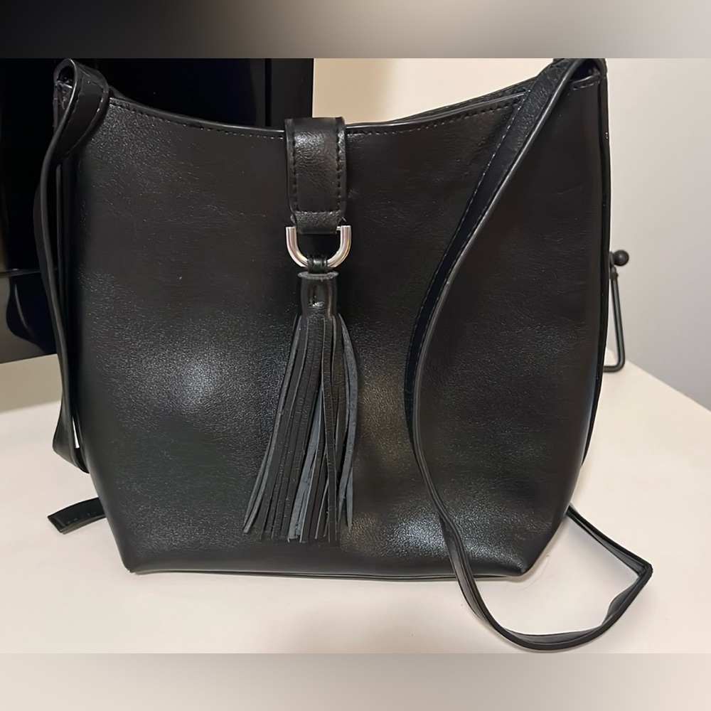 S Zone Black Leather Purse